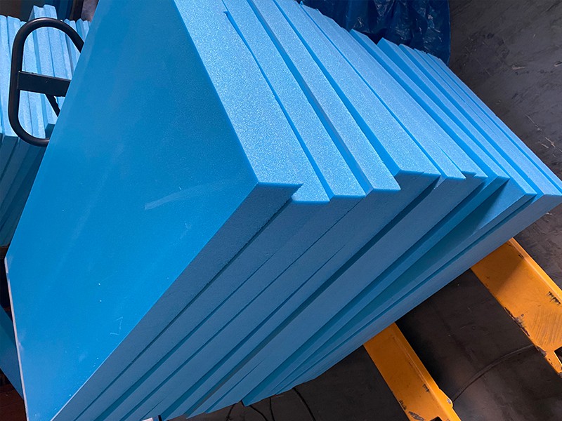 挤塑板和泡沫板有什么区别